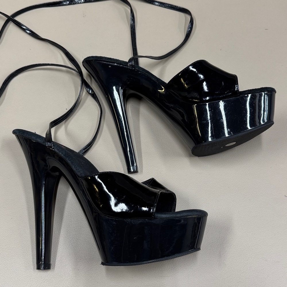 Pleaser 6 Inch Stripper Black Patent Stiletto Heels - Picture 4 of 11